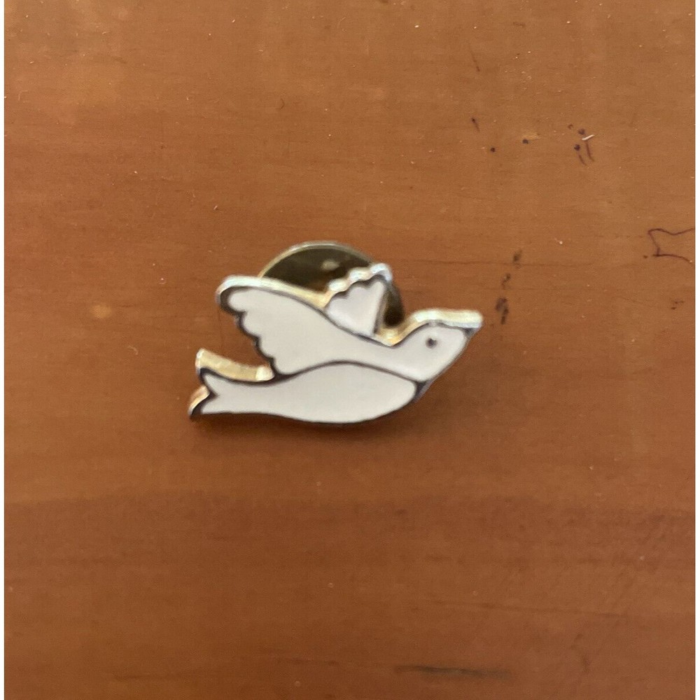 Lapel Pin - Dove